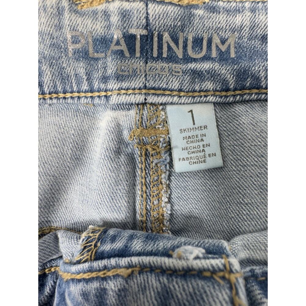 Chico’s Platinum Skimmer Jeans Women’s Size 1 Floral Rhinestone Denim Light Wash - Picture 8 of 9